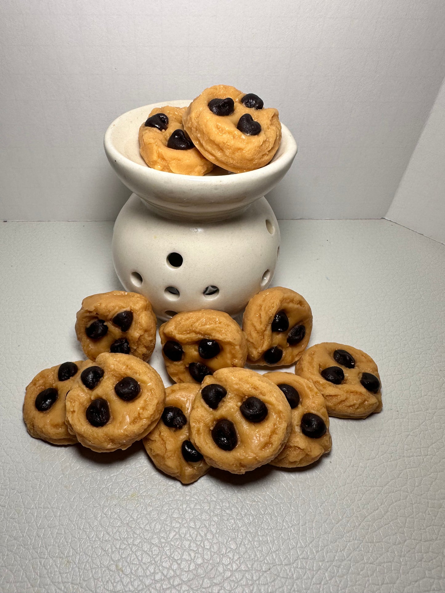 La cera de galleta con chispas de chocolate hecha a mano se derrite